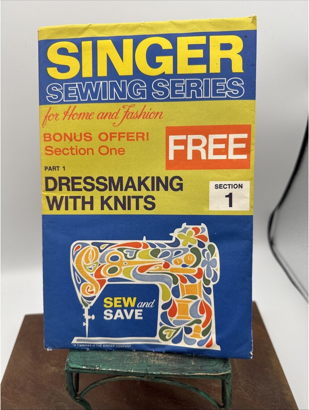 Singer Sewing Series Dressmaking With Knits 1972 Vintage Fashion Booklet Part 1